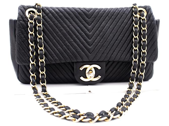 Timeless Chanel V-Stich Black Leather  ref.949775