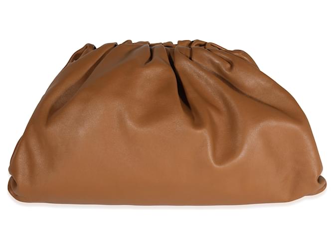 BOTTEGA VENETA Pre-Loved The Pouch Wrinkled Leather Clutch in Gold