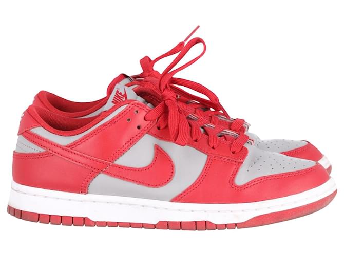 Nike Dunk Low UNLV Sneakers in Grey Leather  ref.952109