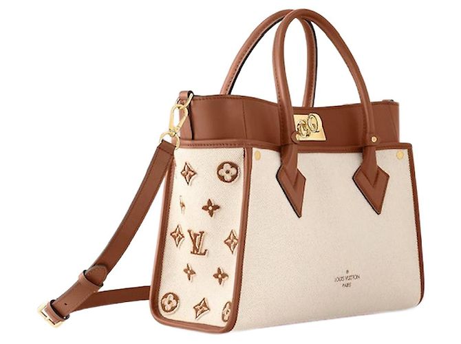 Louis Vuitton On My Side MM Tote aus Canvas und Leder Beige