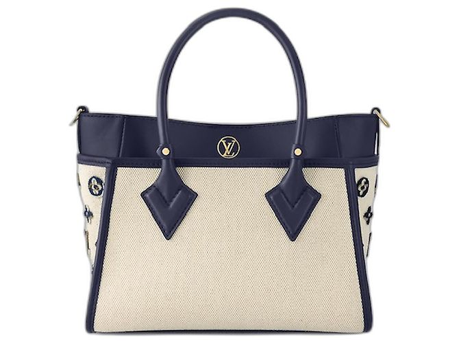 Louis Vuitton LV On my side PM blue new Beige