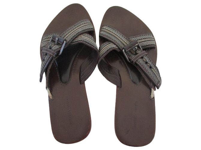 Bottega Veneta Leather @ canvas sandals, IT 40,5. Chocolate