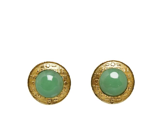 Chanel Round Stone Clip On Earrings Green Metal ref.955346 - Joli