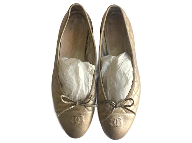 Chanel Beige Metallic Quilted Leather Ballerina Flats Size 8.5