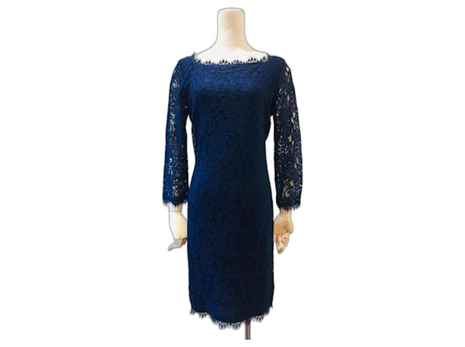 Diane Von Furstenberg DvF Zarita Vestido largo de encaje azul noche Azul marino Azul oscuro  ref.956918