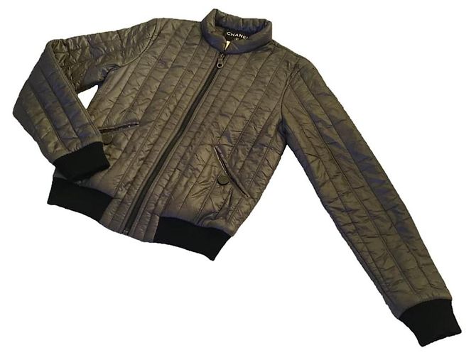 ***Chanel Steppjacke Grau