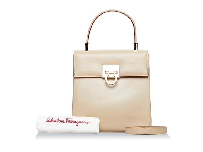 Salvatore Ferragamo Gancini Leather Handbag Leather Handbag AQ-210160 in Excellent condition Beige  ref.957012