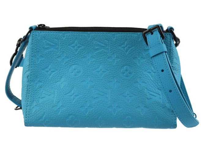 Louis Vuitton messenger triangle Turquoise Cloth  ref.957202