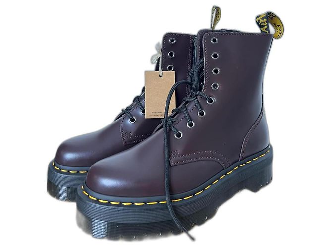 Botines Dr. Martens Jadon de piel rojo oscuro Burdeos