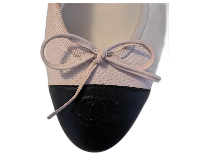 Chanel Cambon ballet flats beige leather