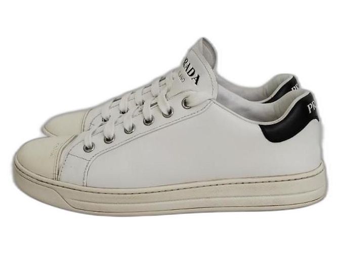 Baskets Prada en cuir blanc