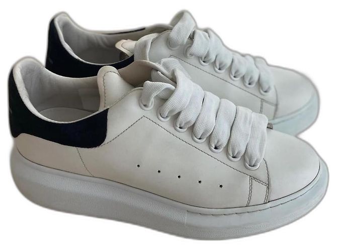 baskets blanches Alexander Mcqueen