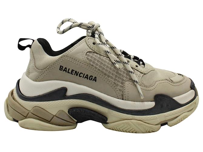 Everyday Tênis Balenciaga Triple S em Poliéster Bege  ref.960116