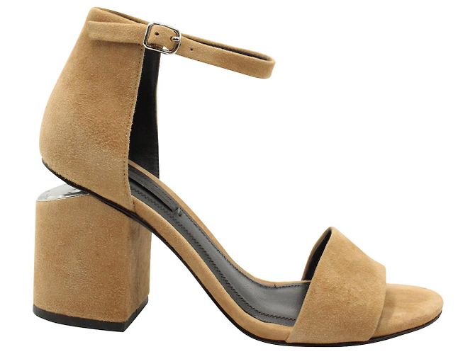 Alexander Wang Abby Sandalen aus hellbraunem Wildleder