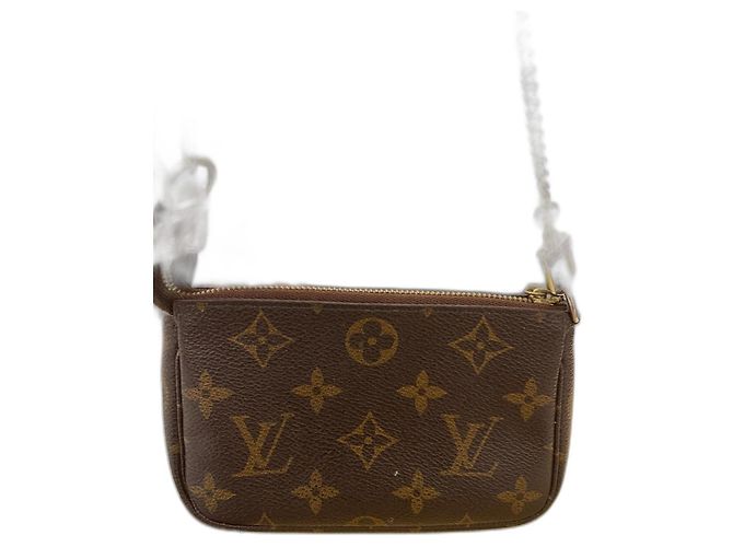 Louis Vuitton Mini-Pochette mit goldener Kette und Reißverschluss Kastanie