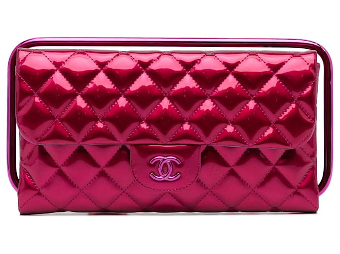 Chanel Pink Metallic Quilted Metal Handle Clutch Leather Patent leather  ref.960967 - Joli Closet