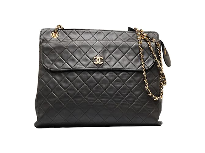 Bolsa de ombro Chanel Matelassé Coco Mark com corrente, preta e dourada, em couro de cordeiro em bom estado Preto  ref.961069