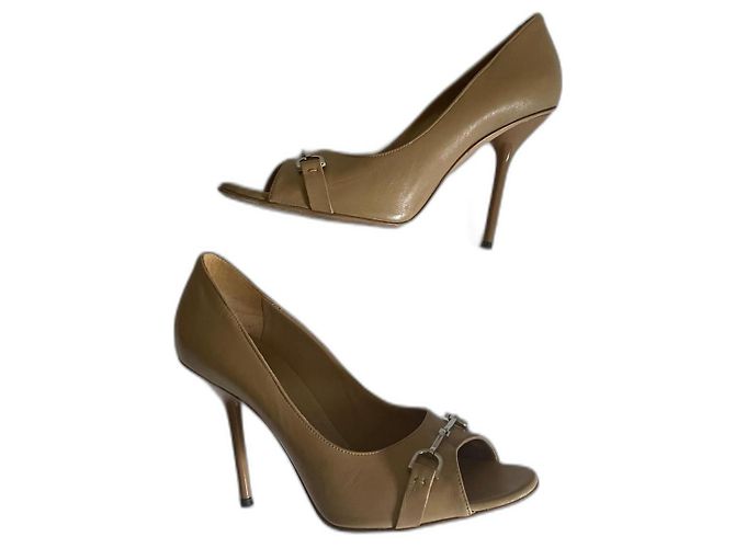 Autre Marque Gucci open toe leather heels beige