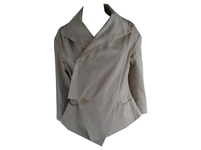 ***Chaqueta asimétrica Yohji Yamamoto Beige