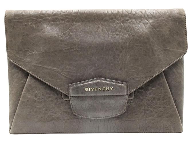 Givenchy Antigona Envelope Clutch Bag in Grey Leather  ref.962551