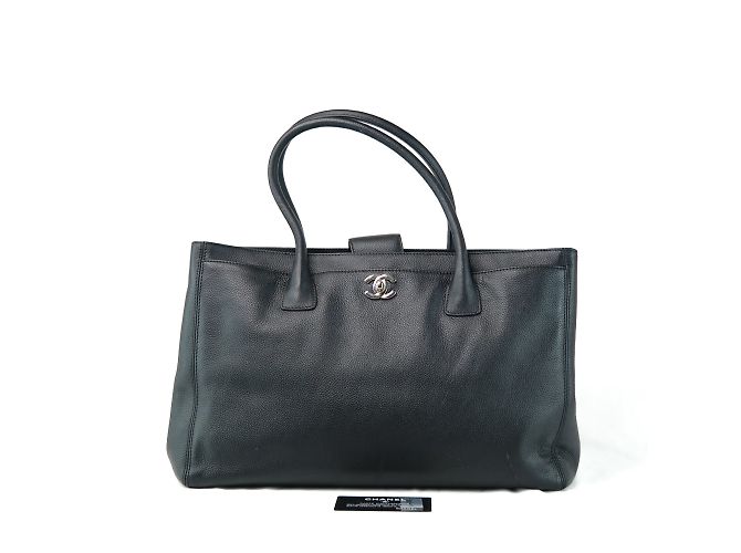 Chanel cabas CC Executive Cerf en cuir Noir
