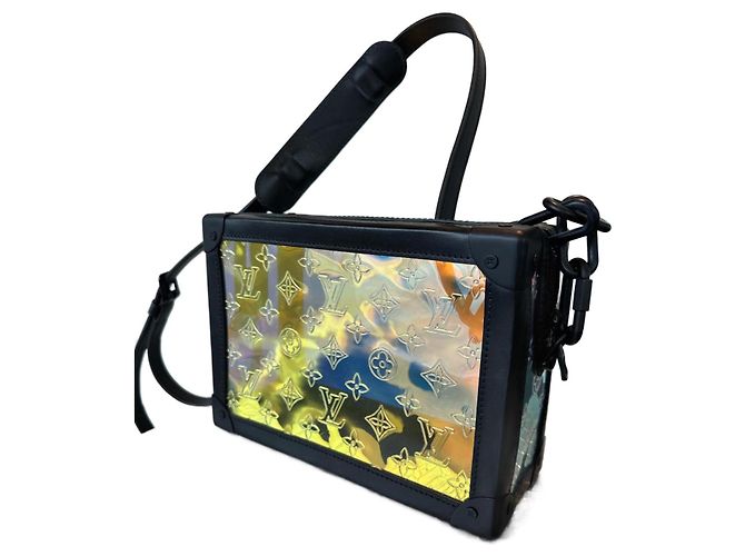 Louis Vuitton Monogramm Soft Trunk M55932 Umhängetasche Prism Rainbow Clear Black Schwarz