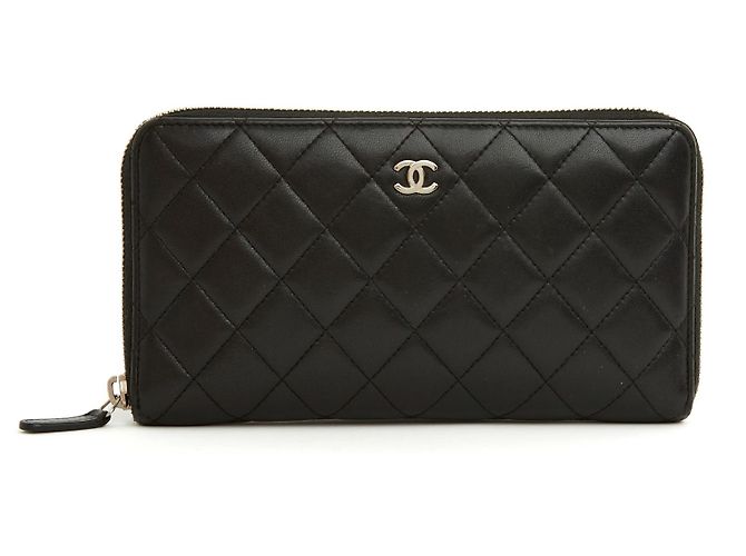 Chanel Classic Timeless black mate