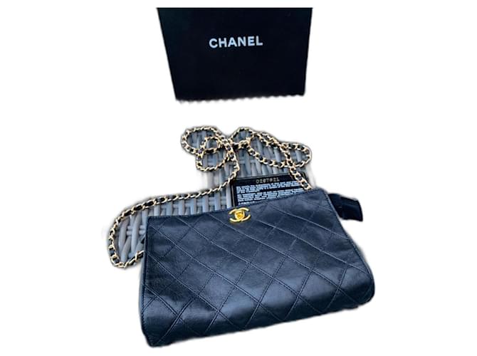 Chanel Clutch bags Black Leather  ref.965316