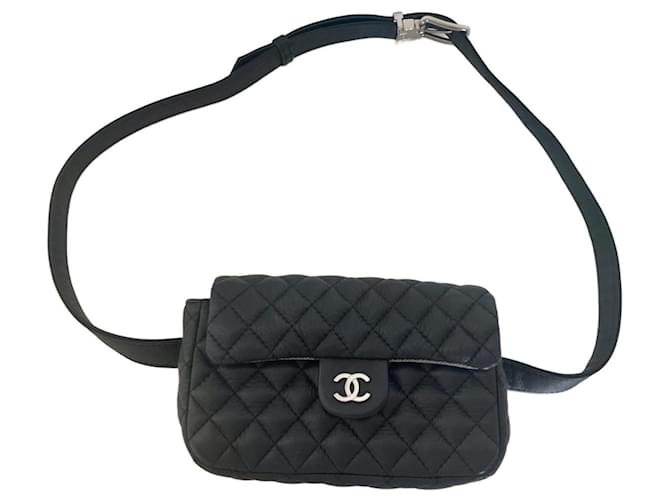 Chanel Clutch bags Black Leather  ref.966473