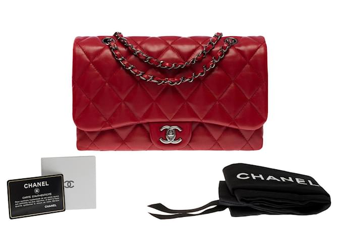 Sac Chanel Timeless/Classic in Red Leather - 101255  ref.967587