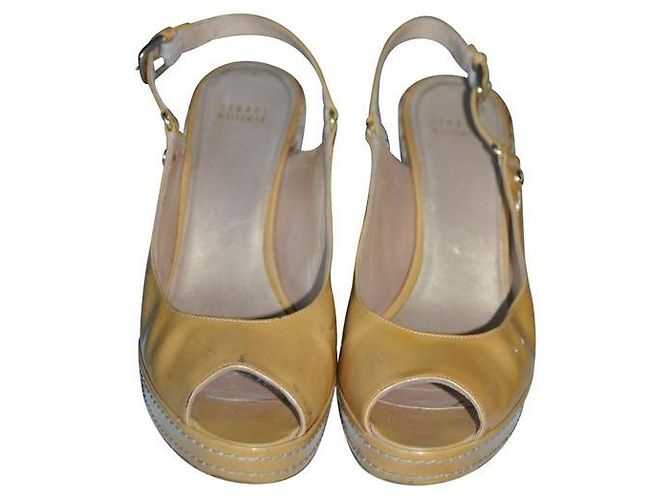 Stuart Weitzman Cunhas