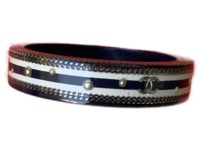 Chanel Bracelets Navy blue Resin  ref.970272