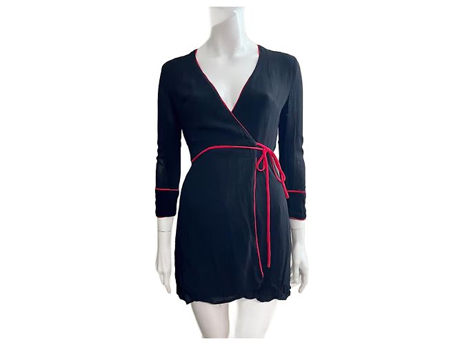 Reformation Vestido envelope de viscose em chiffon reformado Preto Vermelho