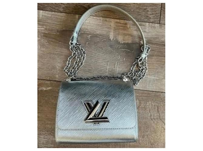 Louis Vuitton Handbags ref.970464 - Joli Closet