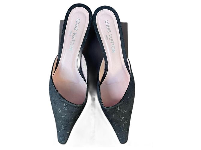 Louis Vuitton Monogram Satin Noir