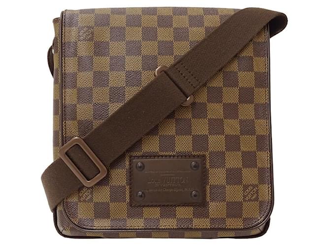 LOUIS VUITTON Pochette Flat Brooklyn Shoulder Crossbody Bag N41100
