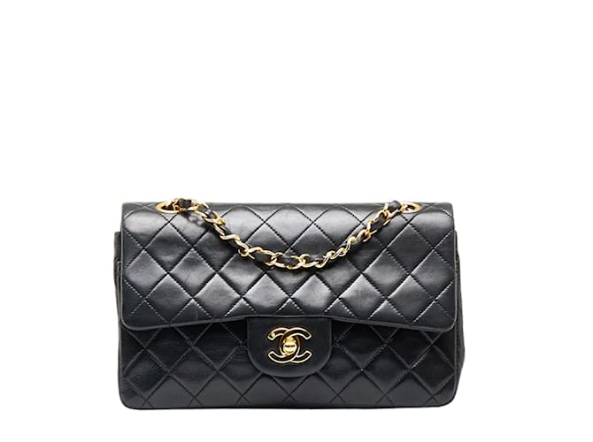 Chanel Maxi Quilted Leather Single Flap Bag Black Lambskin ref