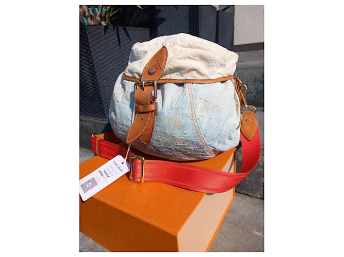 Louis Vuitton Sunburst Ombre Jeans Bag. Blue Denim ref.972047 - Joli Closet
