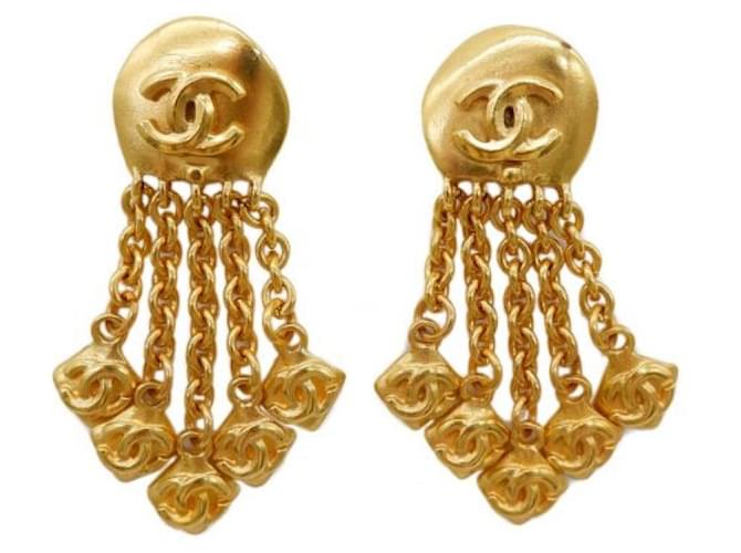 ***Boucles d'oreilles à franges CHANEL coco mark Doré  ref.972097