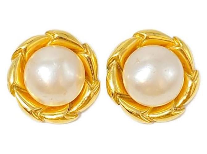 ***CHANEL  pearl earrings Golden  ref.972248