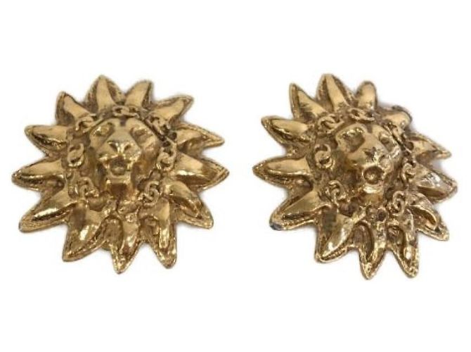***Orecchini CHANEL motivo leone D'oro