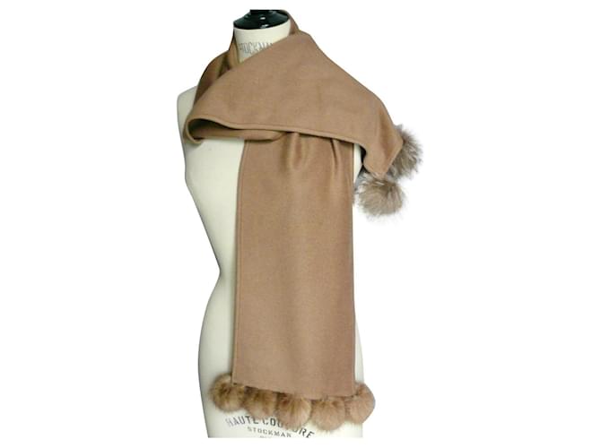 YVES SAINT LAURENT FOURRURES Gold cashmere and mink stole TU Camel Fur  ref.1000697