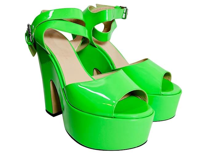Christopher Kane Sandals Green Patent leather  ref.1000885