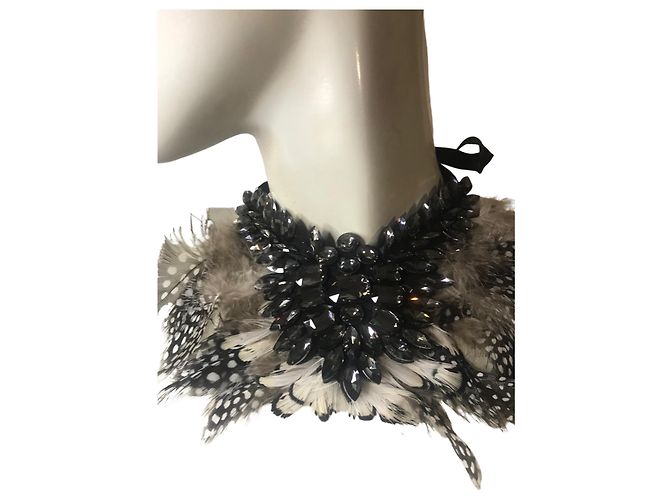 Autre Marque Collar de plumas de faisán Negro Beige 