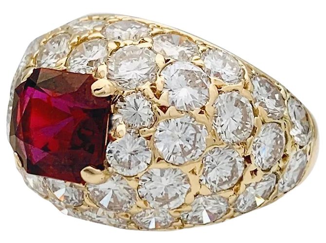 M. GERARD Anello in oro giallo con rubini e diamanti M.Gérard