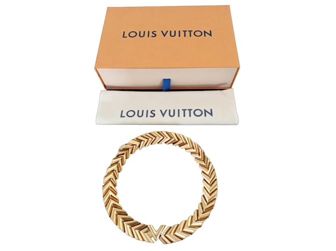 Sublime colar Louis Vuitton em metal dourado  ref.1001773