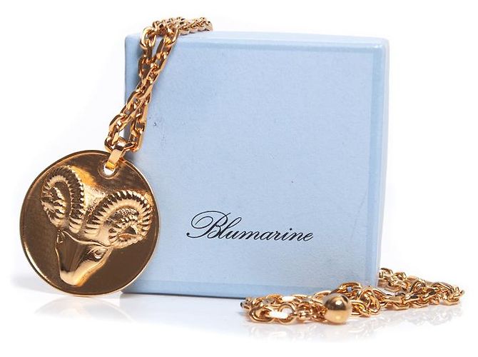 BLUMARINE, Goldene Halskette mit Widder-Münze