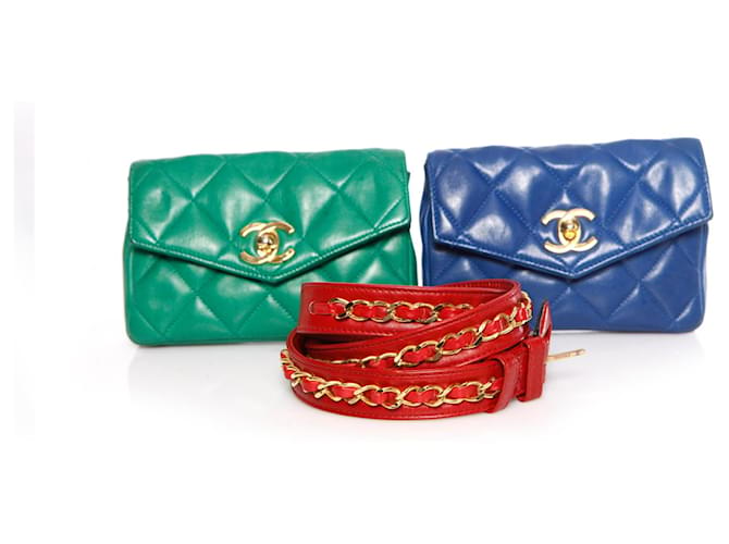 Chanel, Bolsa de cinto de couro em vermelho/Azul/verde com ferragens douradas. Multicor  ref.1001997