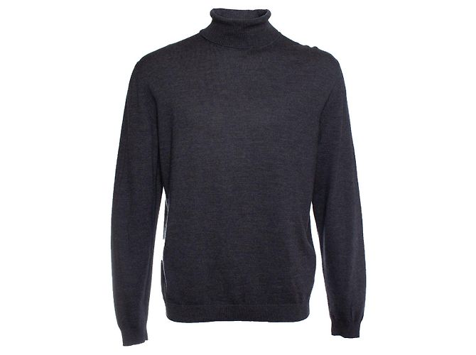 Hugo Boss, Grauer Rollkragenpullover 