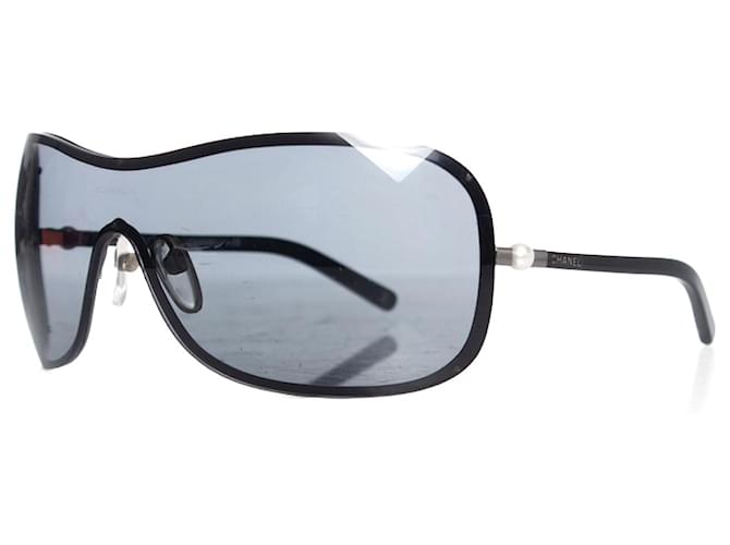 Chanel, lunettes de soleil bouclier noires avec perle  ref.1002242